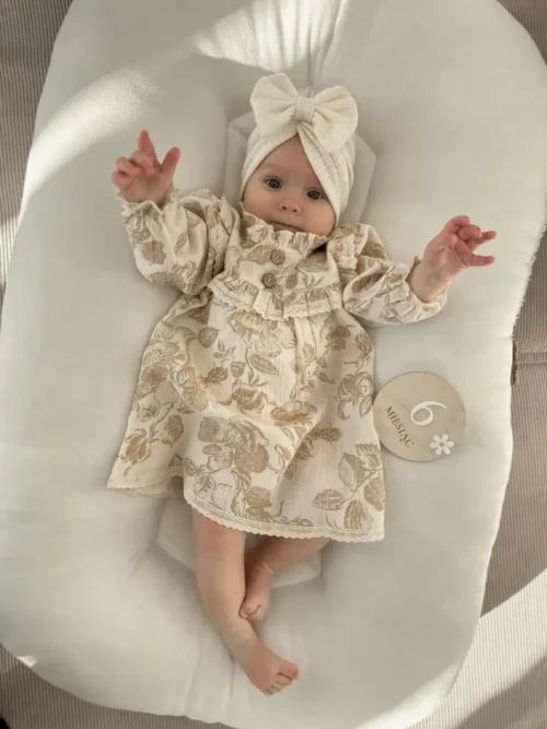 Sukienka „Duże kwiaty” – lekka, dziewczęca i idealna na każdą okazję