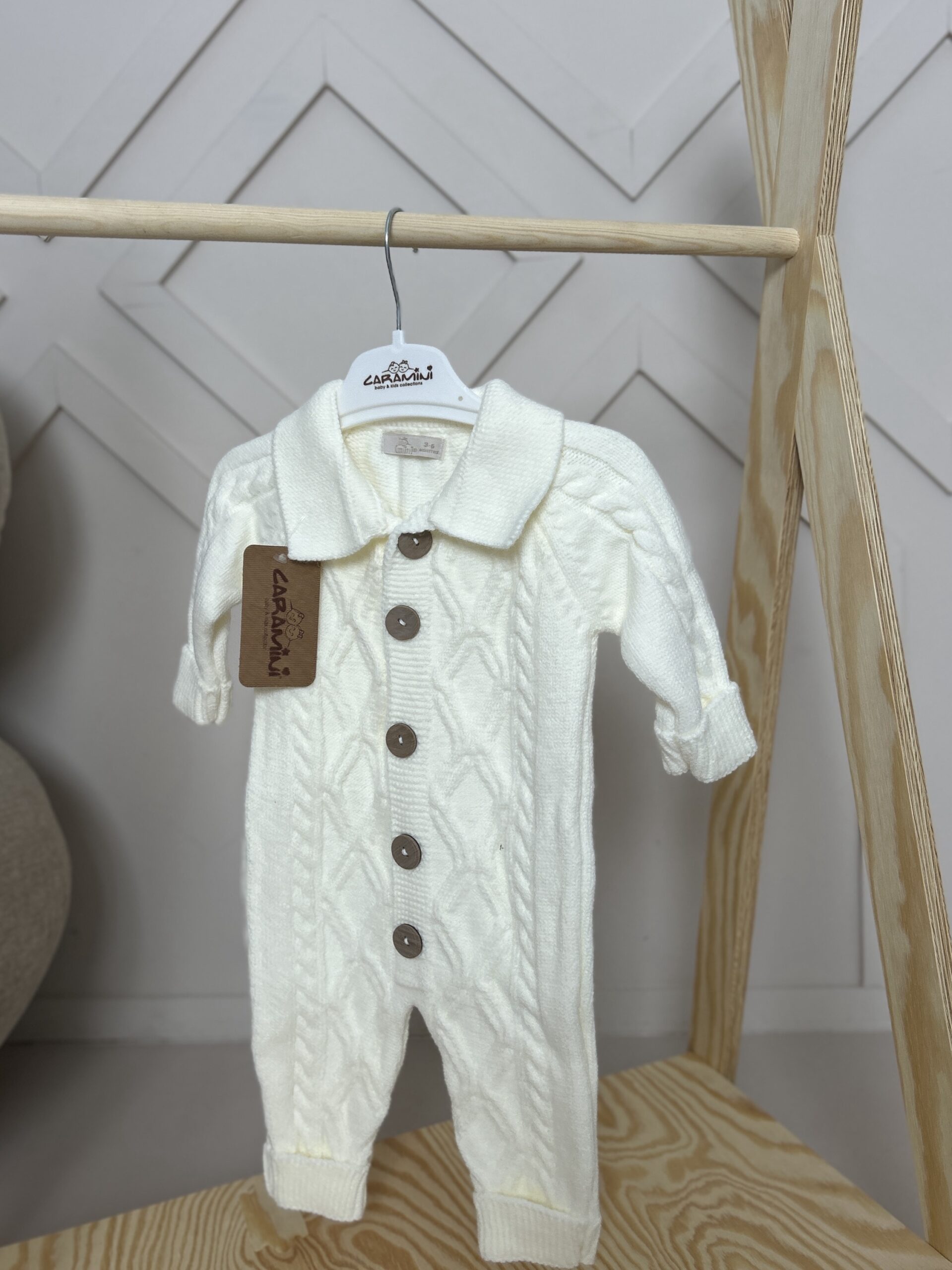 Dzianinowy pajacyk - obrazek 3