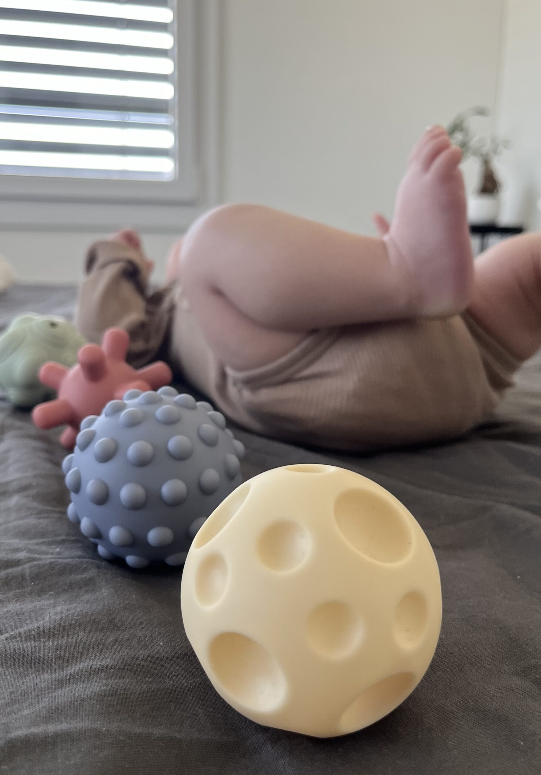 Piłki Zabawki Sensoryczne Korekcyjne - Zestaw Dla Rozwoju Dziecka! - obrazek 2