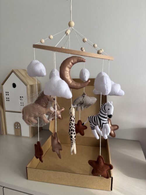 Karuzela do łóżka „ W Królestwie Zwierząt”