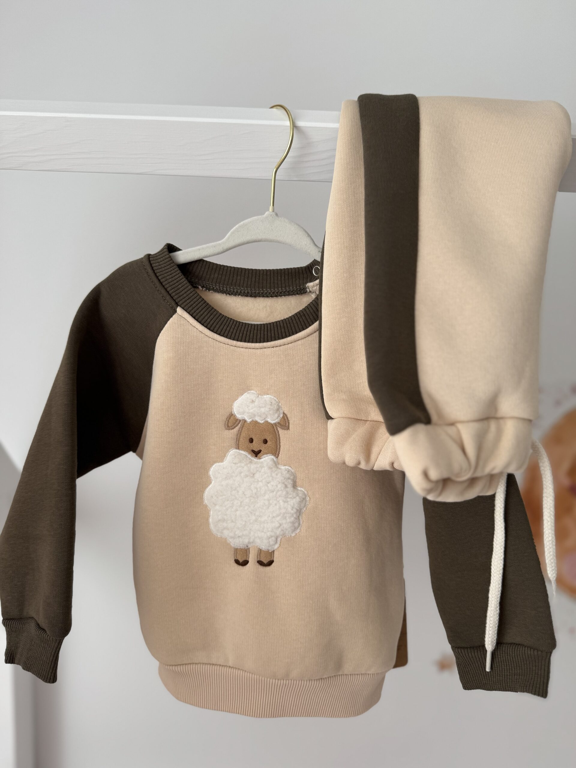 Zestaw dresowy owieczki - obrazek 2