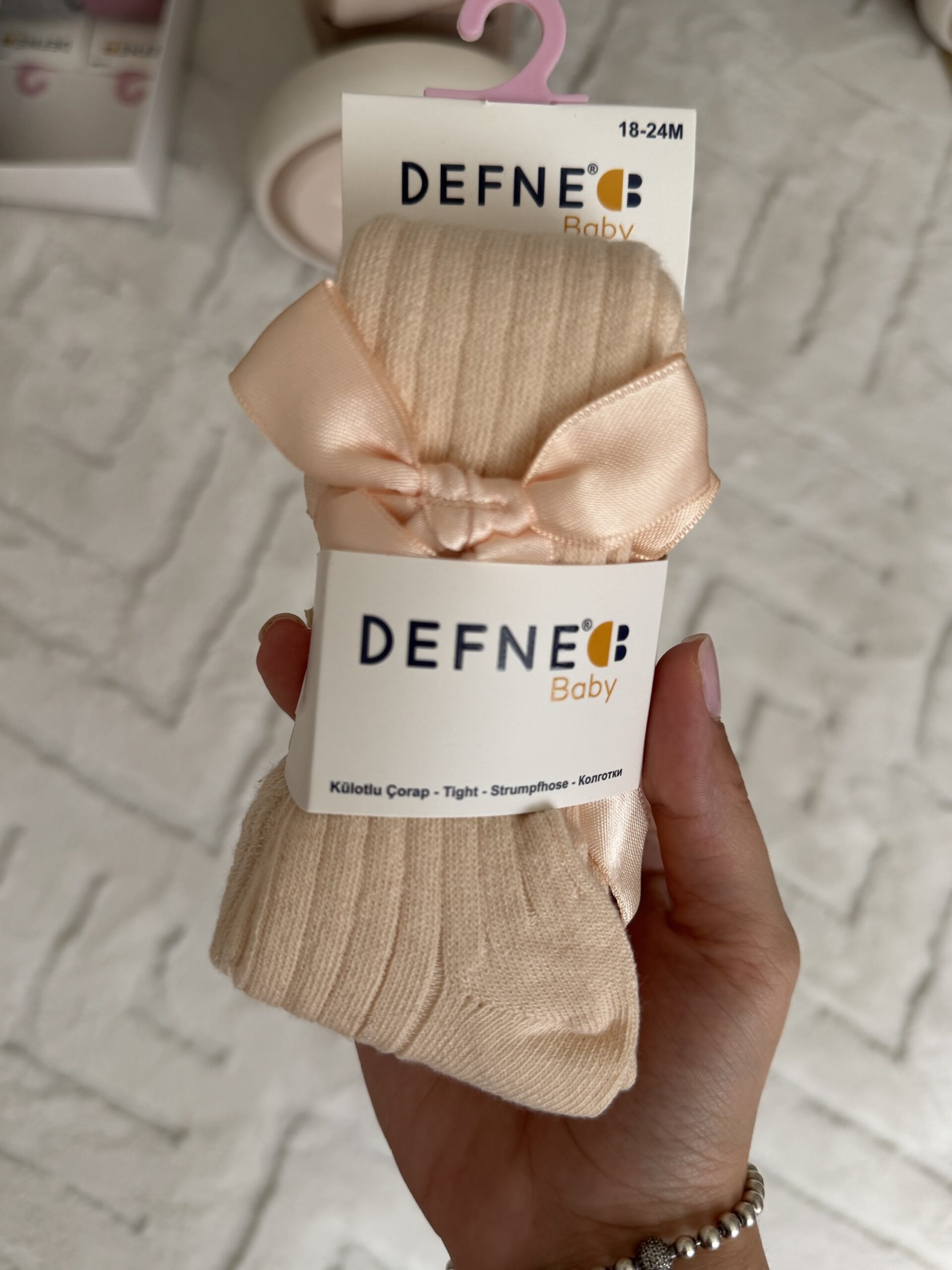 Rajstopy z kokardą - obrazek 4